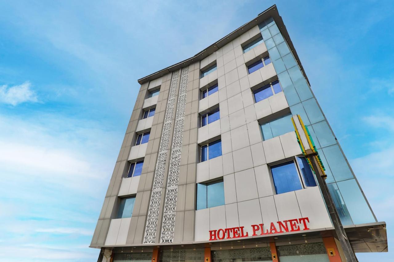 Hotel Planet Vadódara Exteriér fotografie